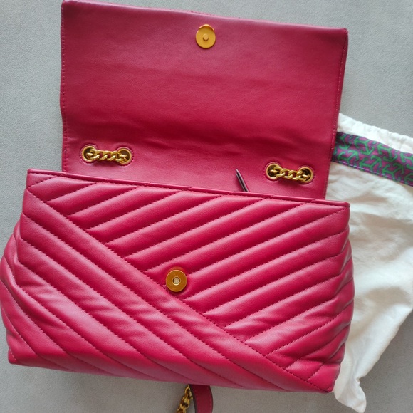 Tory Burch Red and Gold Chevron Shoulder Bag - Picture 6 of 14